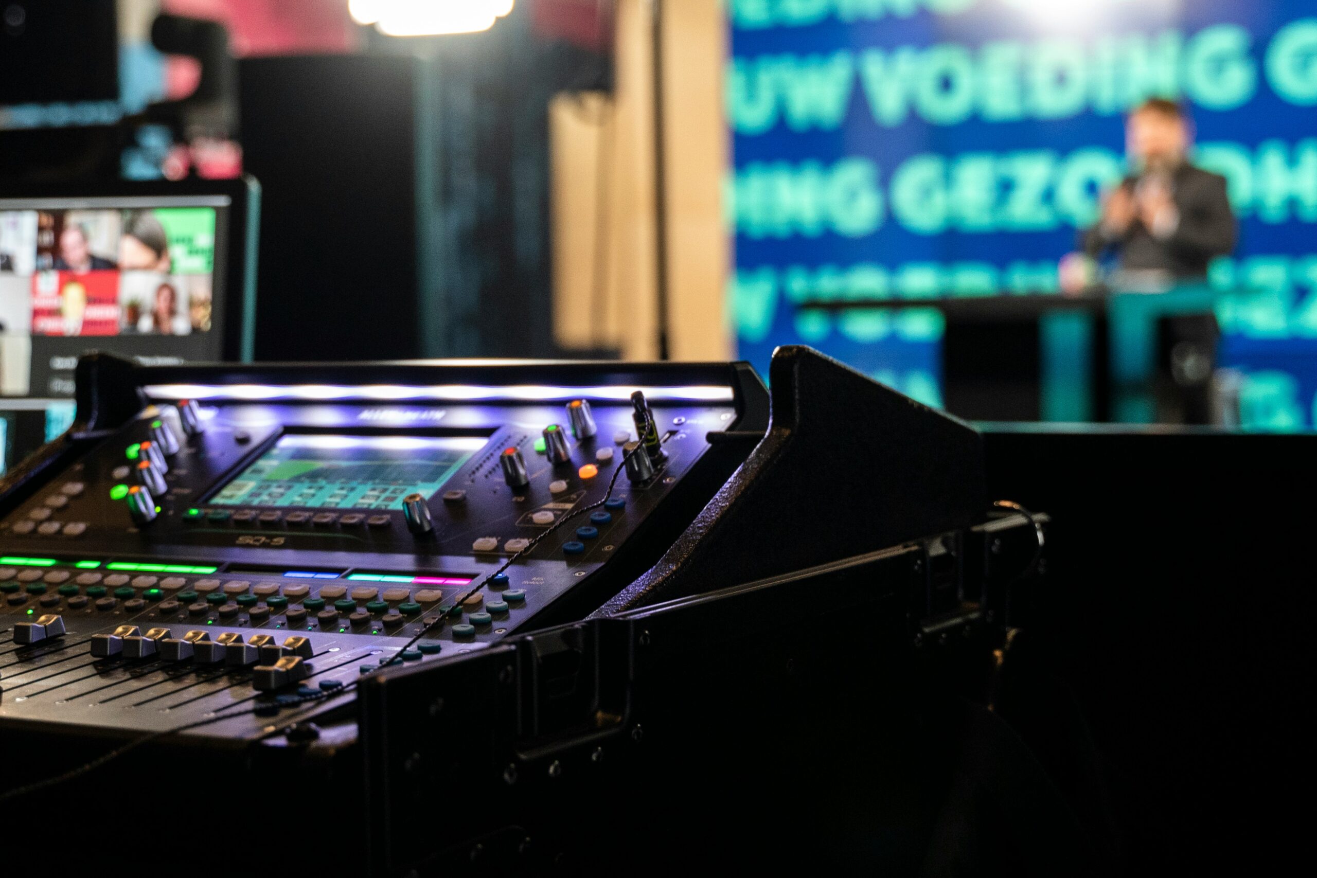 RØDE, Mackie and Lectrosonics’ products to integrate Dante